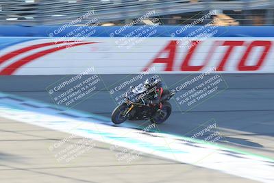 media/Nov-26-2022-Fastrack Riders (Sat) [[b001e85eef]]/Level 3/Session 1 Front Straight/